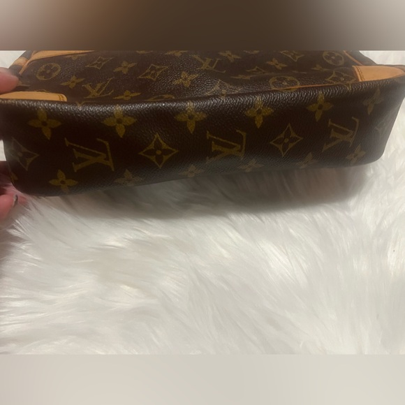 LV MARLY 28 - Picture 2 of 8